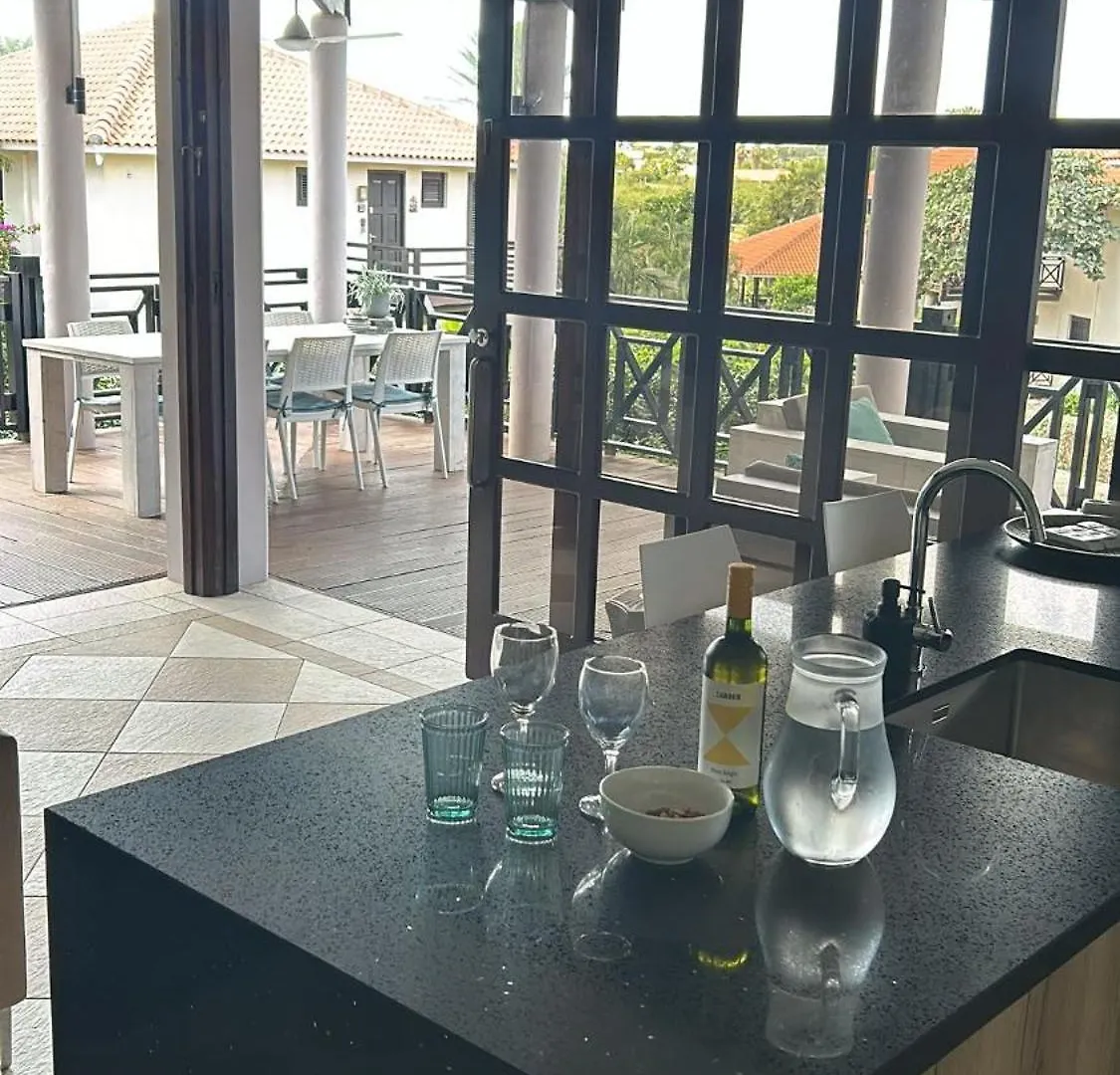 Дом отдыха Blue Bay Villa Bon Bini. Виллемстад