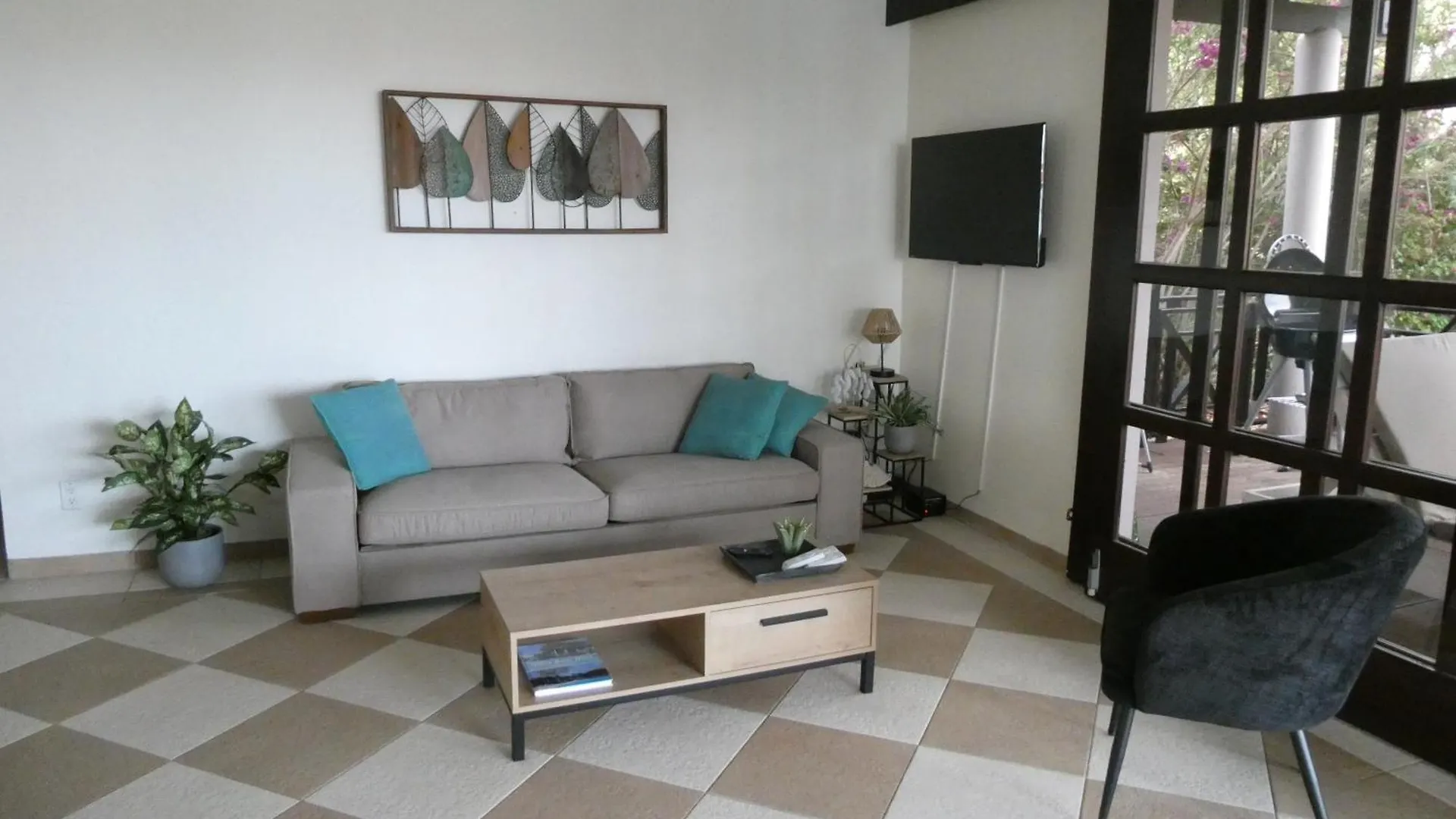 Дом отдыха Blue Bay Villa Bon Bini. Виллемстад